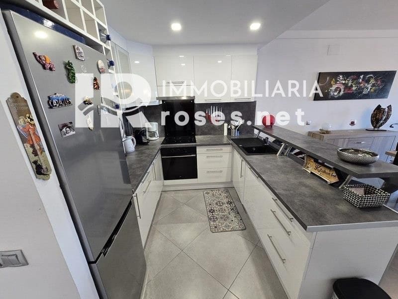 2 soverom Leilighet til salgs i Empuriabrava med svømmebasseng - € 249 000 (Ref: 9459500)