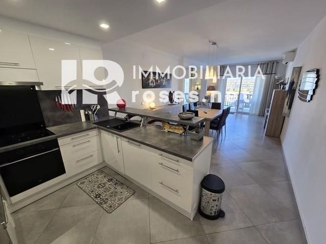 2 soveværelse Lejlighed til salg i Empuriabrava, Castelló d'Empúries med swimmingpool - € 249.000 (Ref: 9459500)