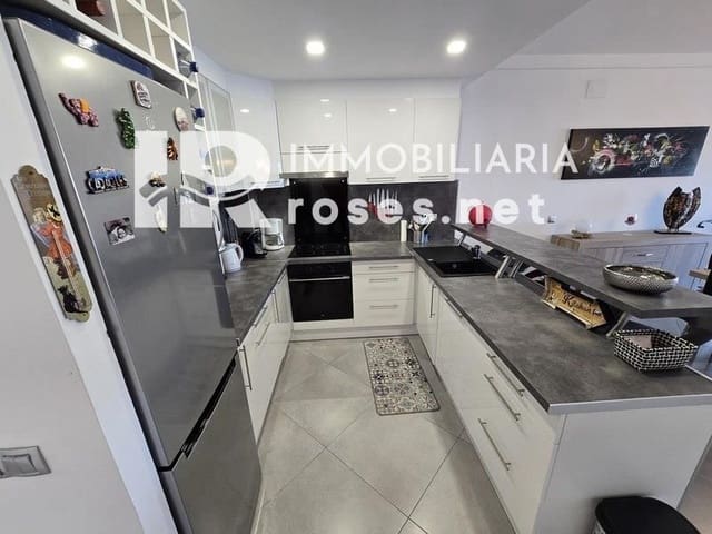 2 soveværelse Lejlighed til salg i Empuriabrava, Castelló d'Empúries med swimmingpool - € 249.000 (Ref: 9459500)