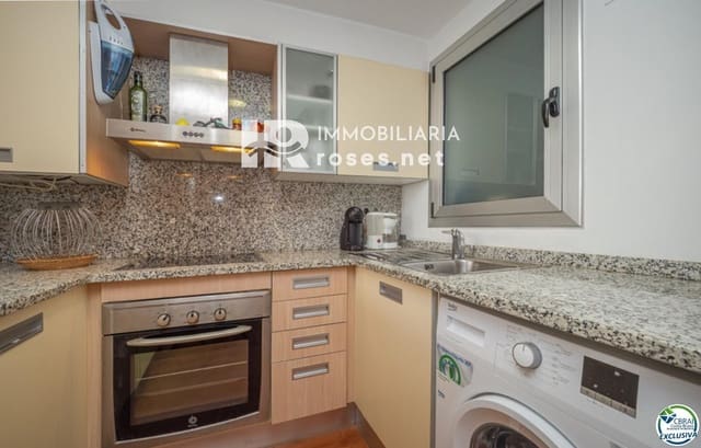 2 slaapkamer Flat te koop in Empuriabrava, Castelló d'Empúries - € 163.000 (Ref: 9481365)