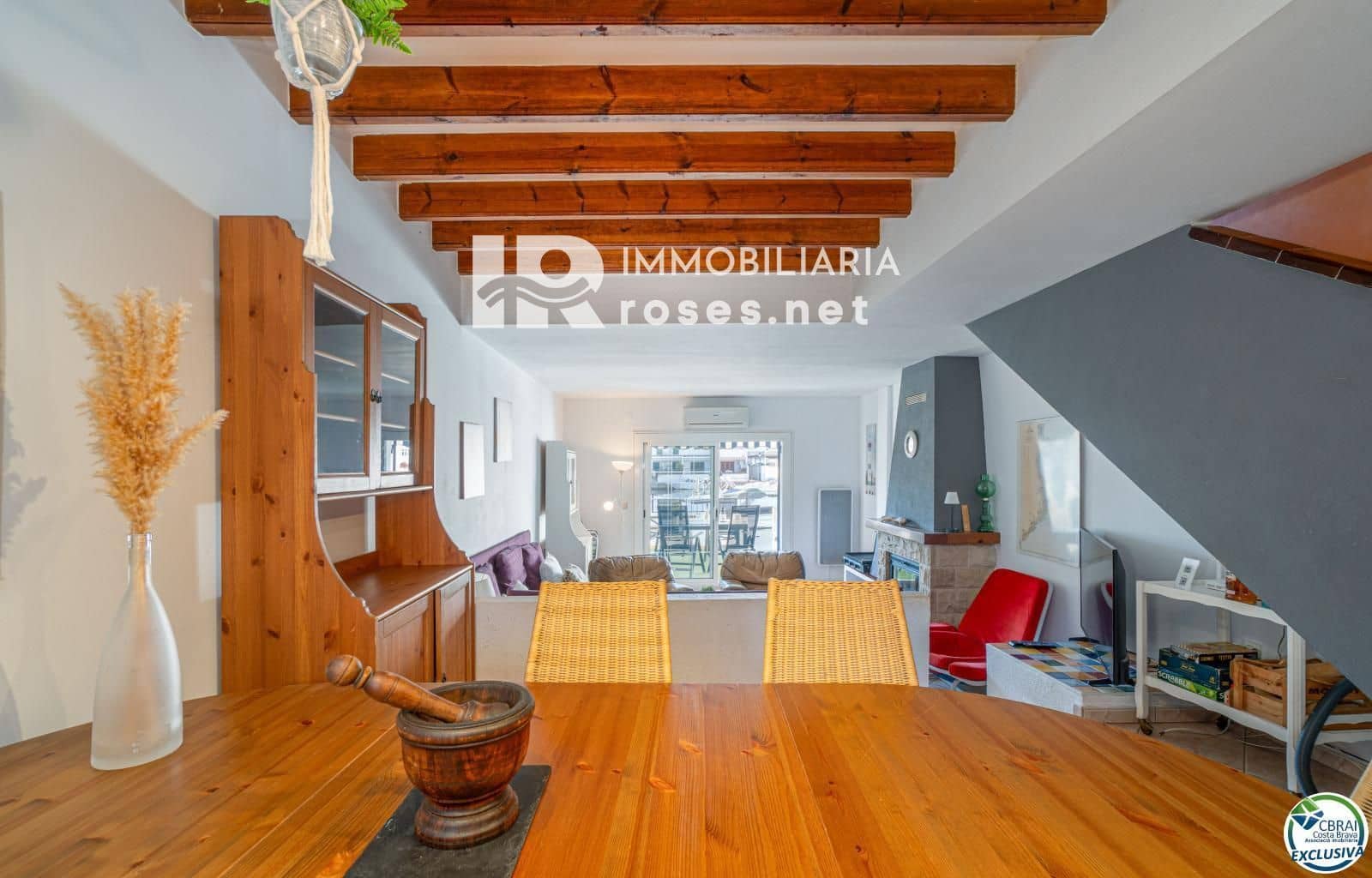 4 makuuhuone Omakotitalo myytävänä paikassa Empuriabrava mukana 
autotalli - 455 000 € (Ref: 9495305)