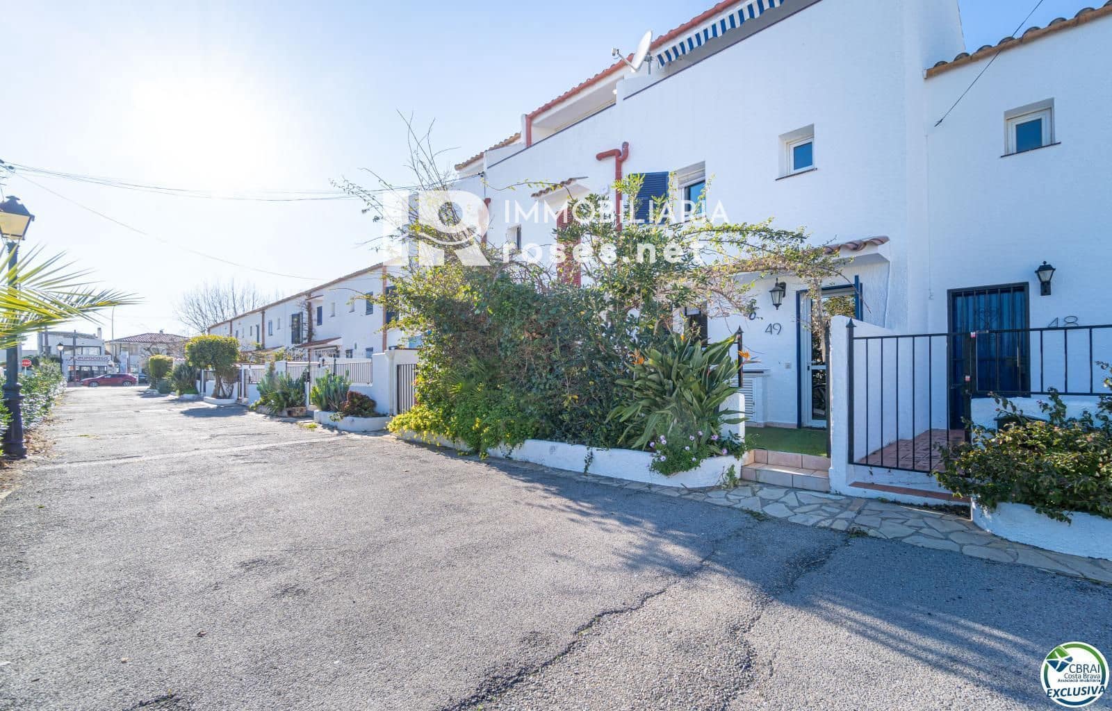 4 makuuhuone Omakotitalo myytävänä paikassa Empuriabrava mukana 
autotalli - 455 000 € (Ref: 9495305)