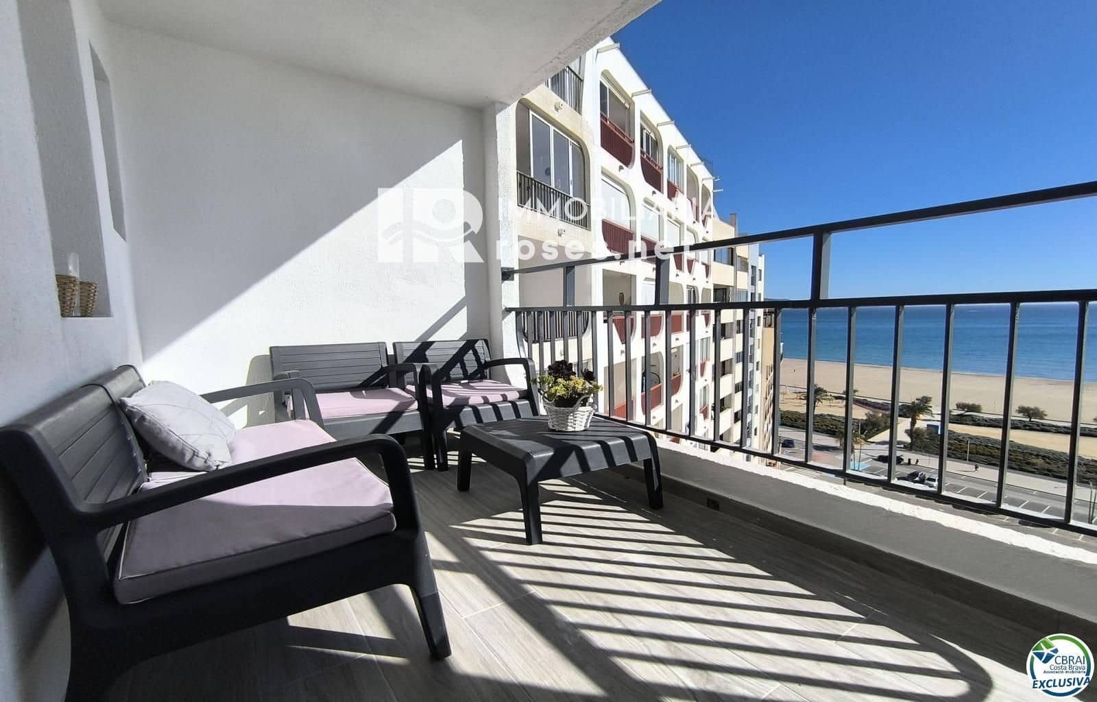 2 bedroom Flat for sale in Empuriabrava - € 175,000 (Ref: 9509392)