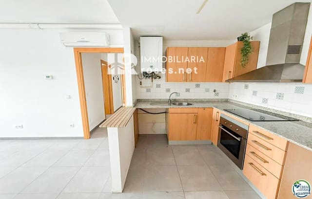 3 bedroom Flat for sale in Vilatenim, Figueres with pool garage - € 275,000 (Ref: 9534454)