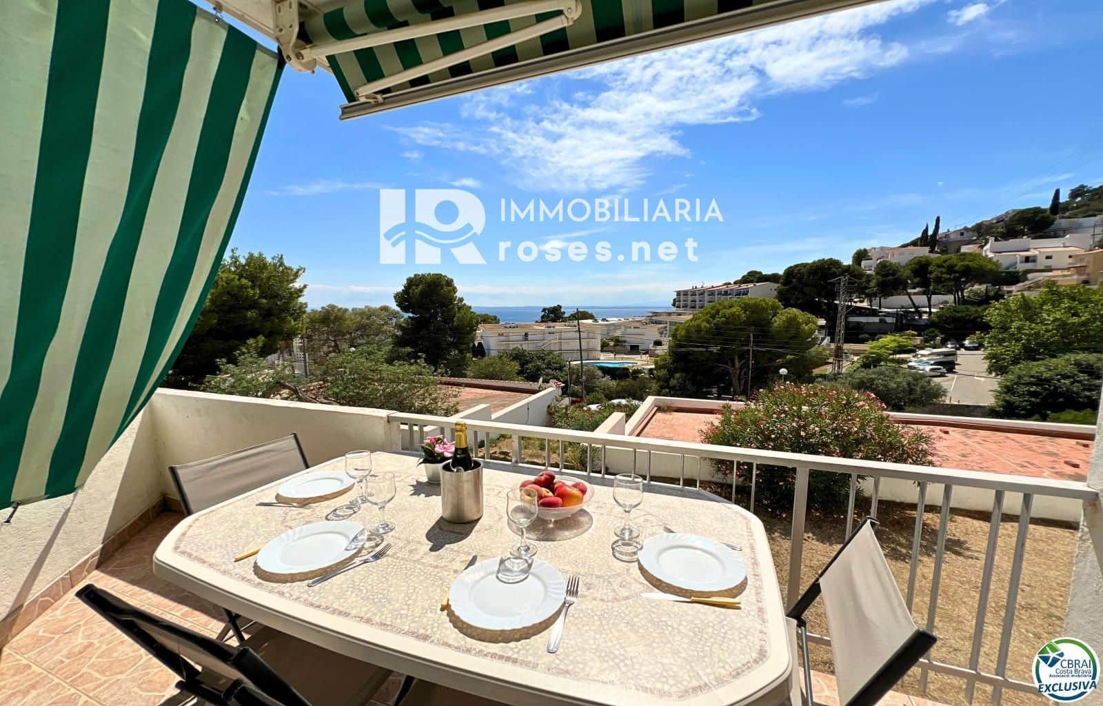 Piso de 2 habitaciones en Roses en venta - 320.000 € (Ref: 9548605)