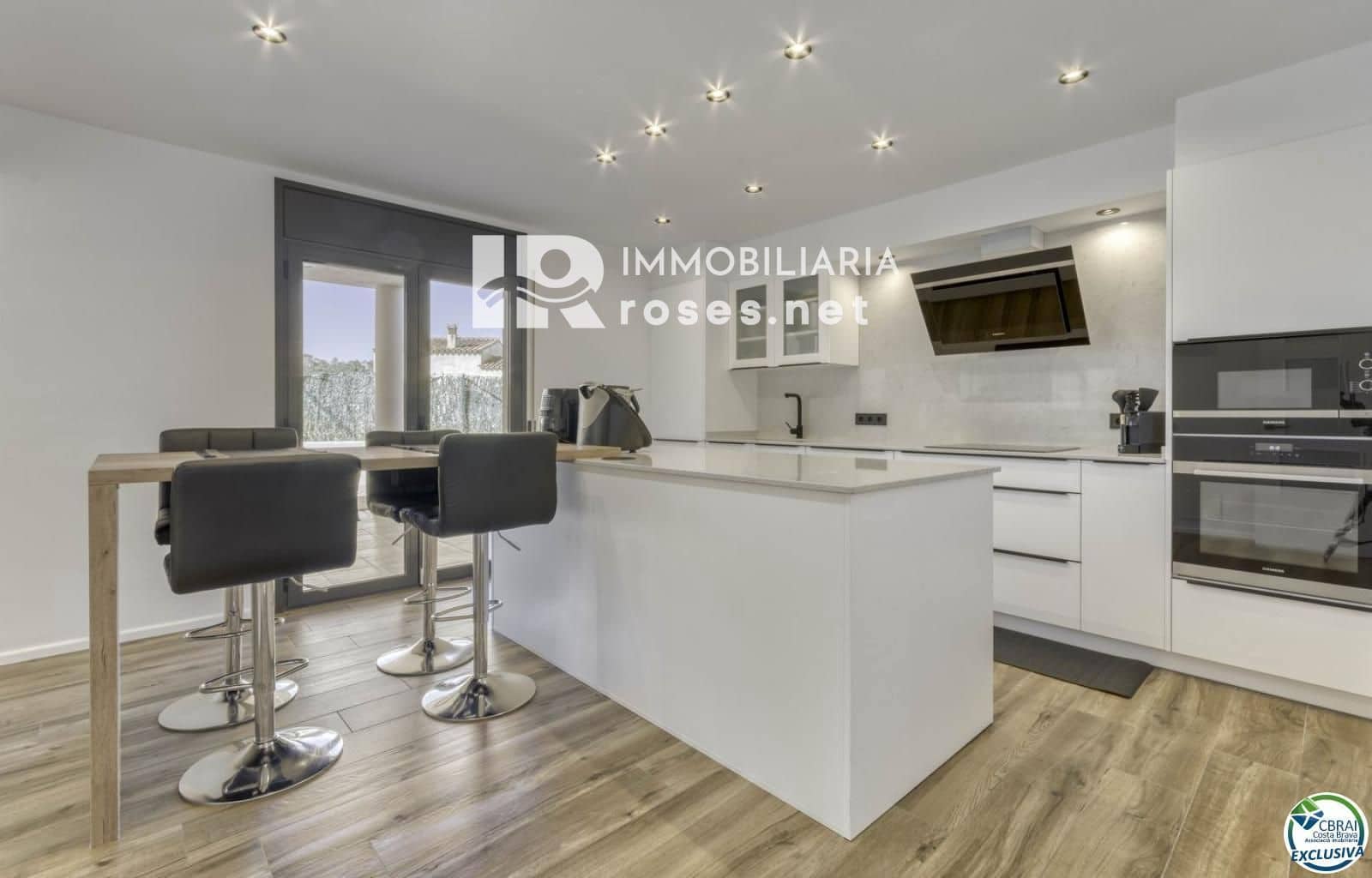 4 bedroom Villa for sale in Cistella with pool garage - € 730,000 (Ref: 9548606)