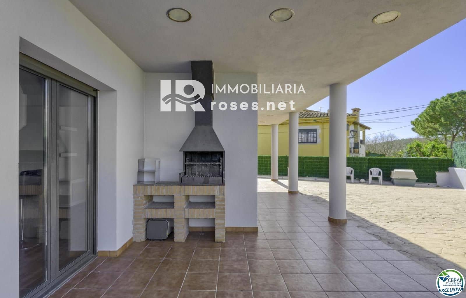 4 bedroom Villa for sale in Cistella with pool garage - € 730,000 (Ref: 9548606)