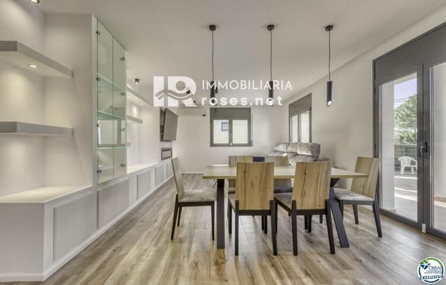 4 sovrum Villa till salu i Cistella med pool garage - 730 000 € (Ref: 9548606)