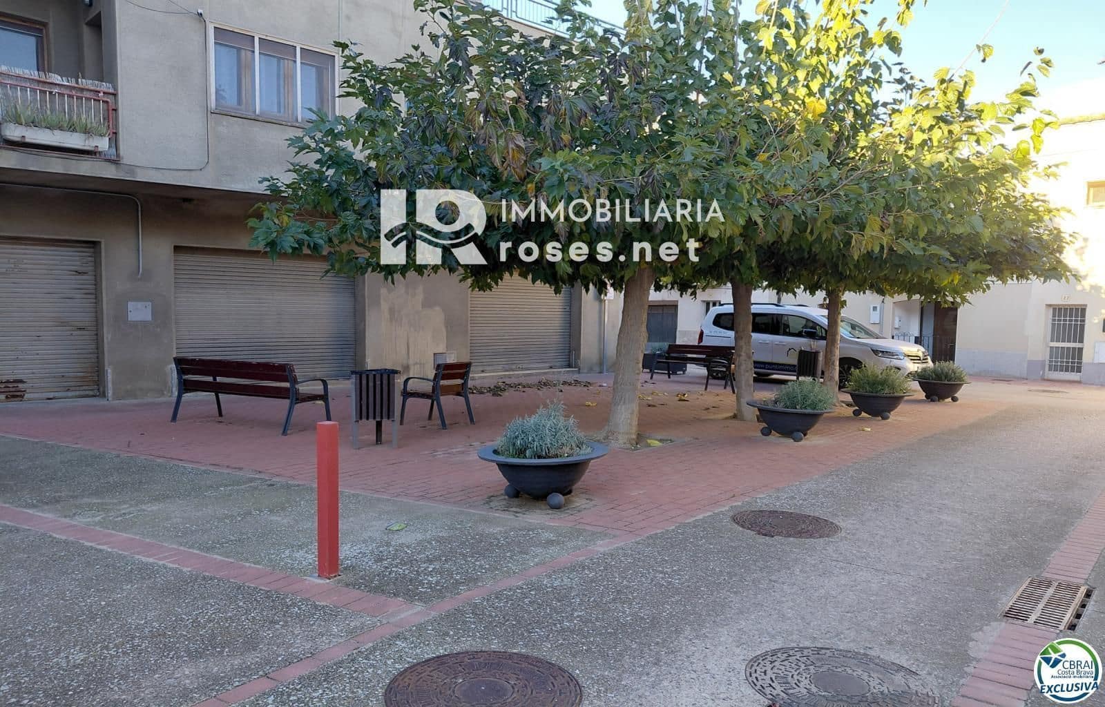 7 bedroom Villa for sale in Santa Llogaia d'Alguema - € 249,000 (Ref: 9558975)