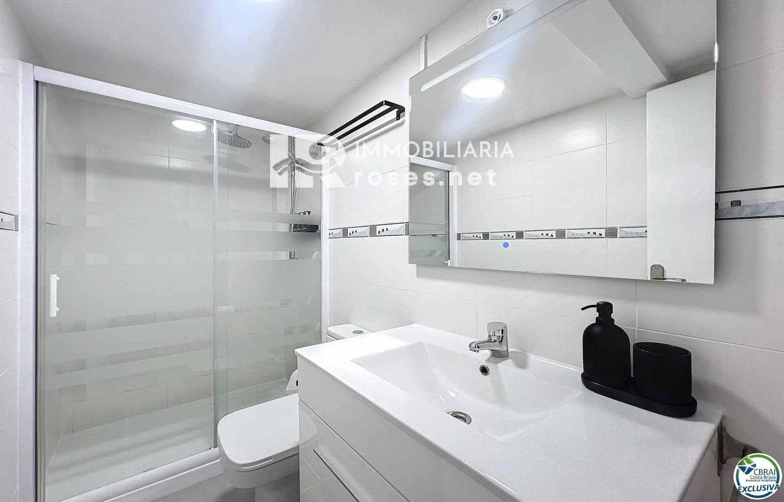 Flat te koop in Empuriabrava - € 119.000 (Ref: 9566750)