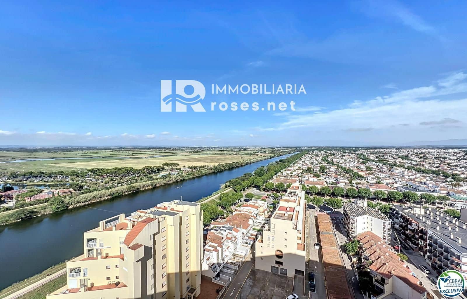 Flat te koop in Empuriabrava - € 119.000 (Ref: 9566750)