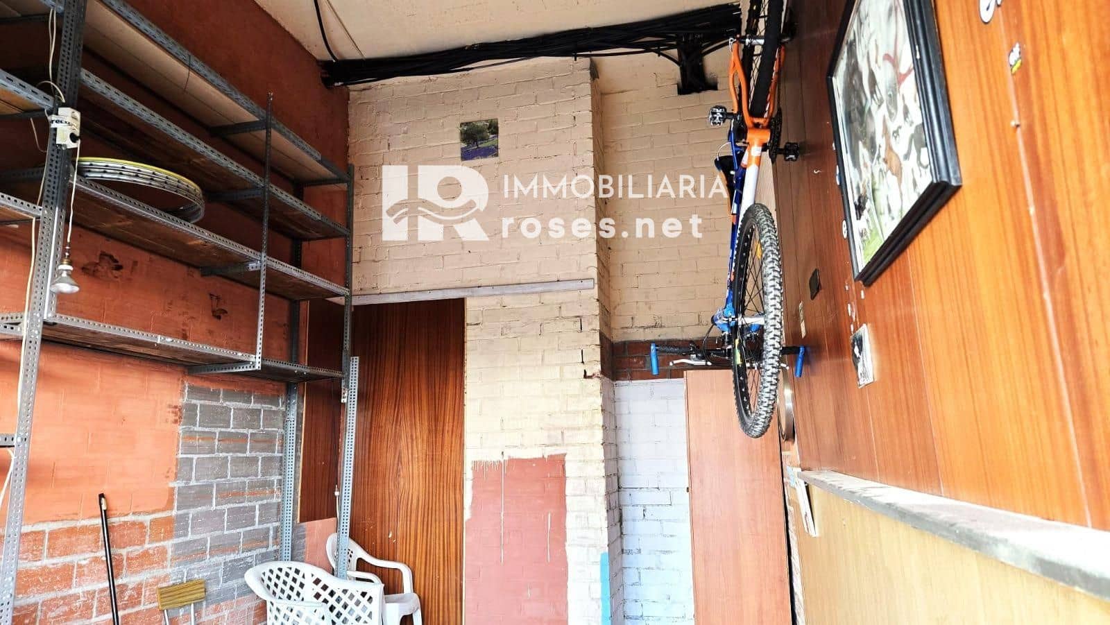 Garage for sale in Roses - € 36,000 (Ref: 9566751)