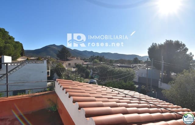 3 slaapkamer Villa te koop in Roses - € 395.000 (Ref: 9569259)