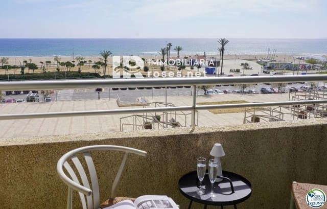 1 bedroom Flat for sale in Empuriabrava, Castelló d'Empúries - € 130,000 (Ref: 9583545)