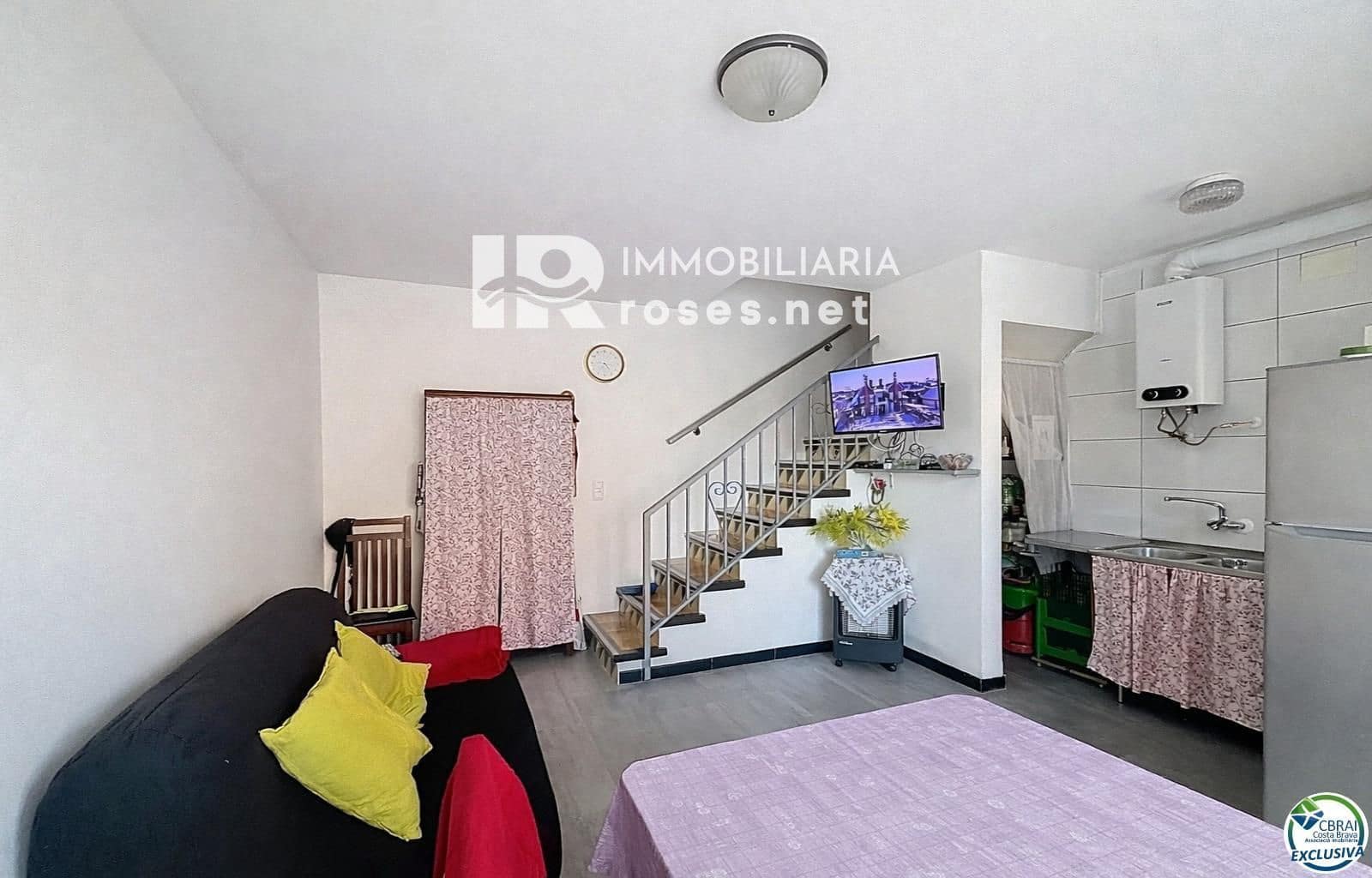 2 soveværelse Byhus til salg i Empuriabrava med swimmingpool - € 179.000 (Ref: 9587986)