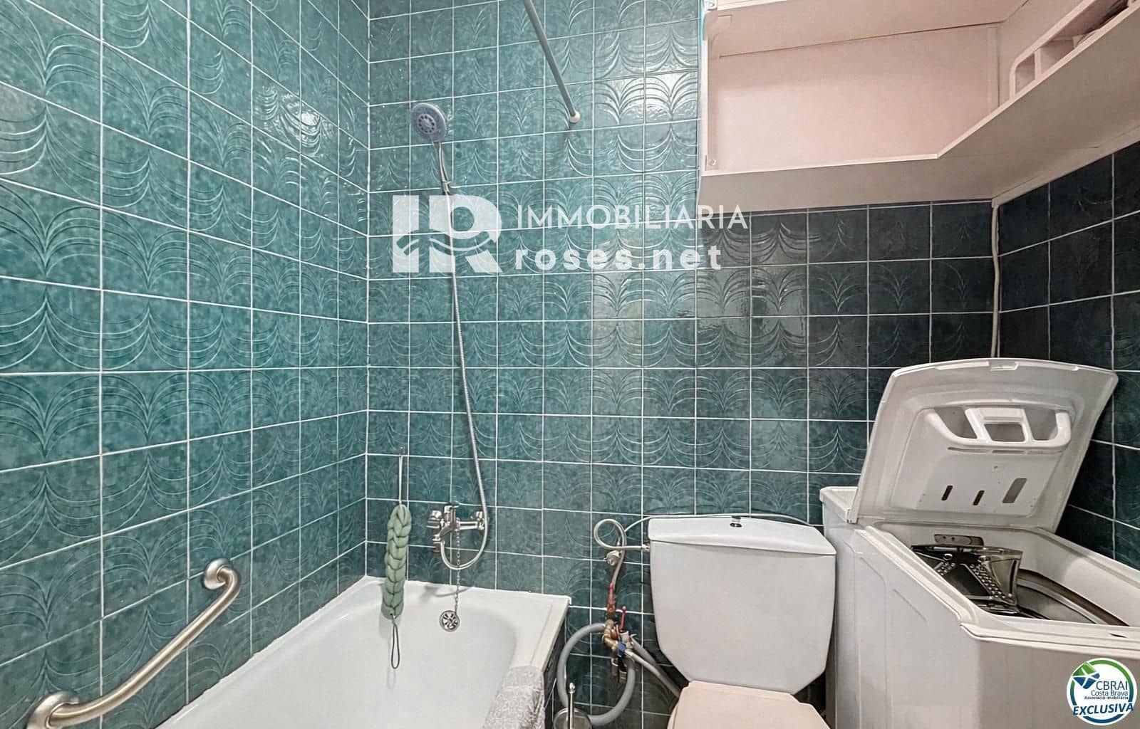 2 soveværelse Byhus til salg i Empuriabrava med swimmingpool - € 179.000 (Ref: 9587986)