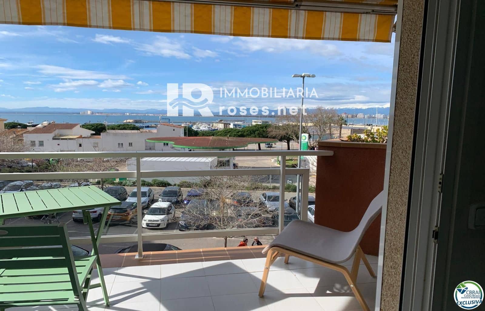 2 bedroom Flat for sale in Roses - € 265,000 (Ref: 9591657)