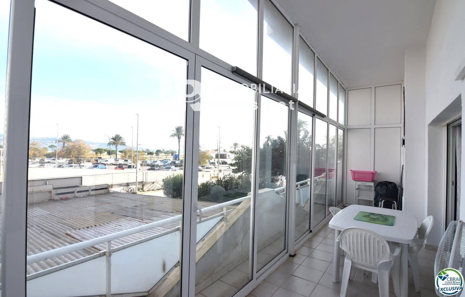 2 bedroom Flat for sale in Empuriabrava - € 215,000 (Ref: 9609556)
