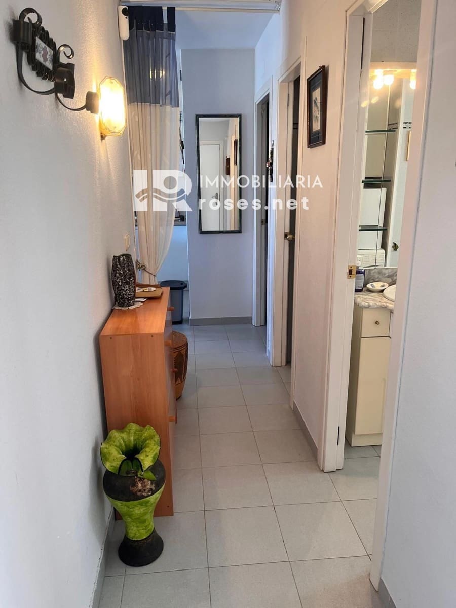 2 soveværelse Lejlighed til salg i Roses - € 285.000 (Ref: 9609557)