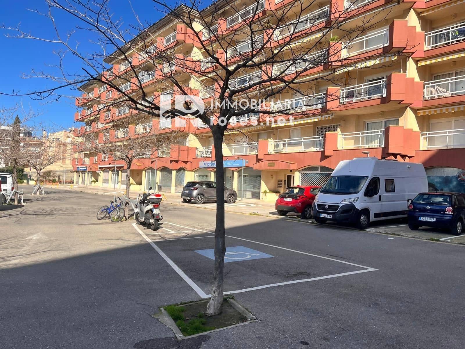 2 soveværelse Lejlighed til salg i Roses - € 285.000 (Ref: 9609557)