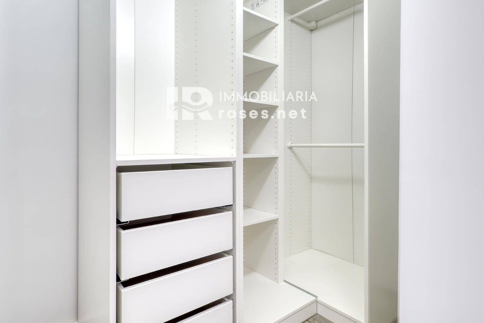 2 bedroom Villa for sale in Empuriabrava - € 339,000 (Ref: 9609558)