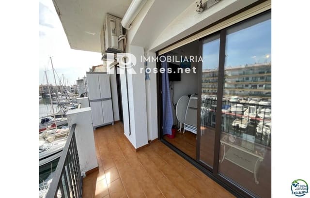 Piso de 2 habitaciones en Empuriabrava, Castelló d'Empúries en venta - 255.000 € (Ref: 9628004)