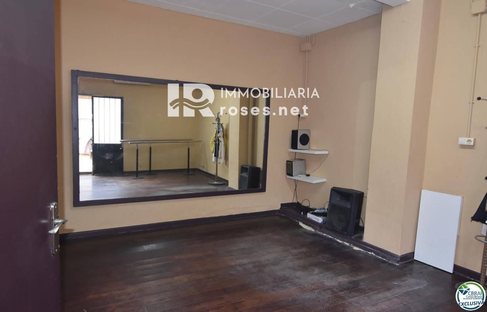 Commerciale in vendita in Roses - 140.000 € (Rif: 9630426)