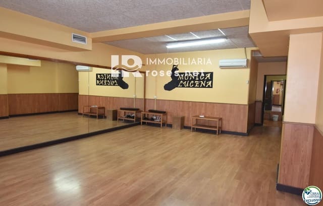 Commerciale in vendita in Roses - 140.000 € (Rif: 9630426)