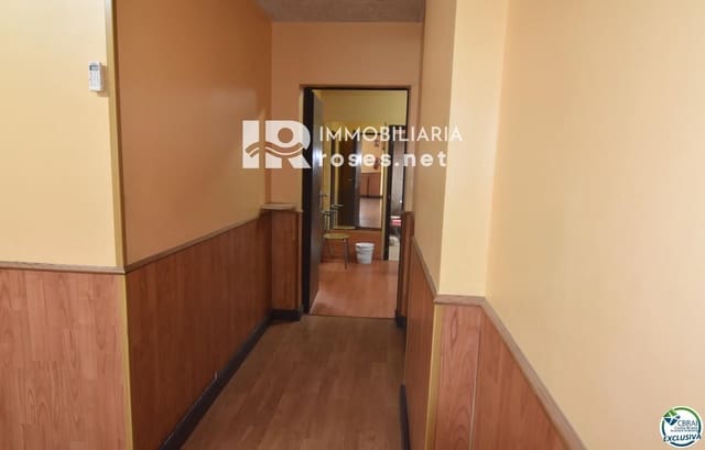 Commerciale in vendita in Roses - 140.000 € (Rif: 9630426)