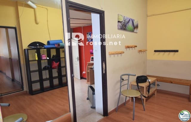 Commerciale in vendita in Roses - 140.000 € (Rif: 9630426)