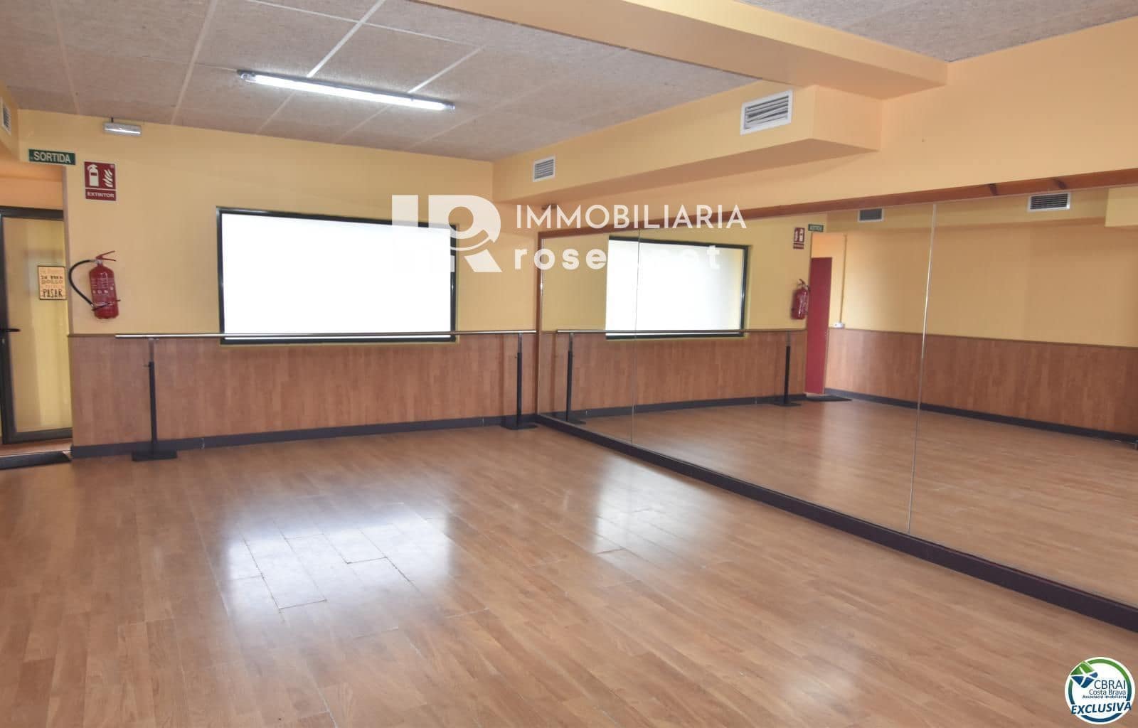 Commerciale in vendita in Roses - 140.000 € (Rif: 9630426)