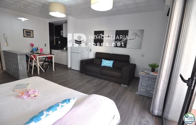 Mieszkanie na sprzedaż w Santa Margarida, Roses z basenem - 118 000 € (Ref: 9634786)