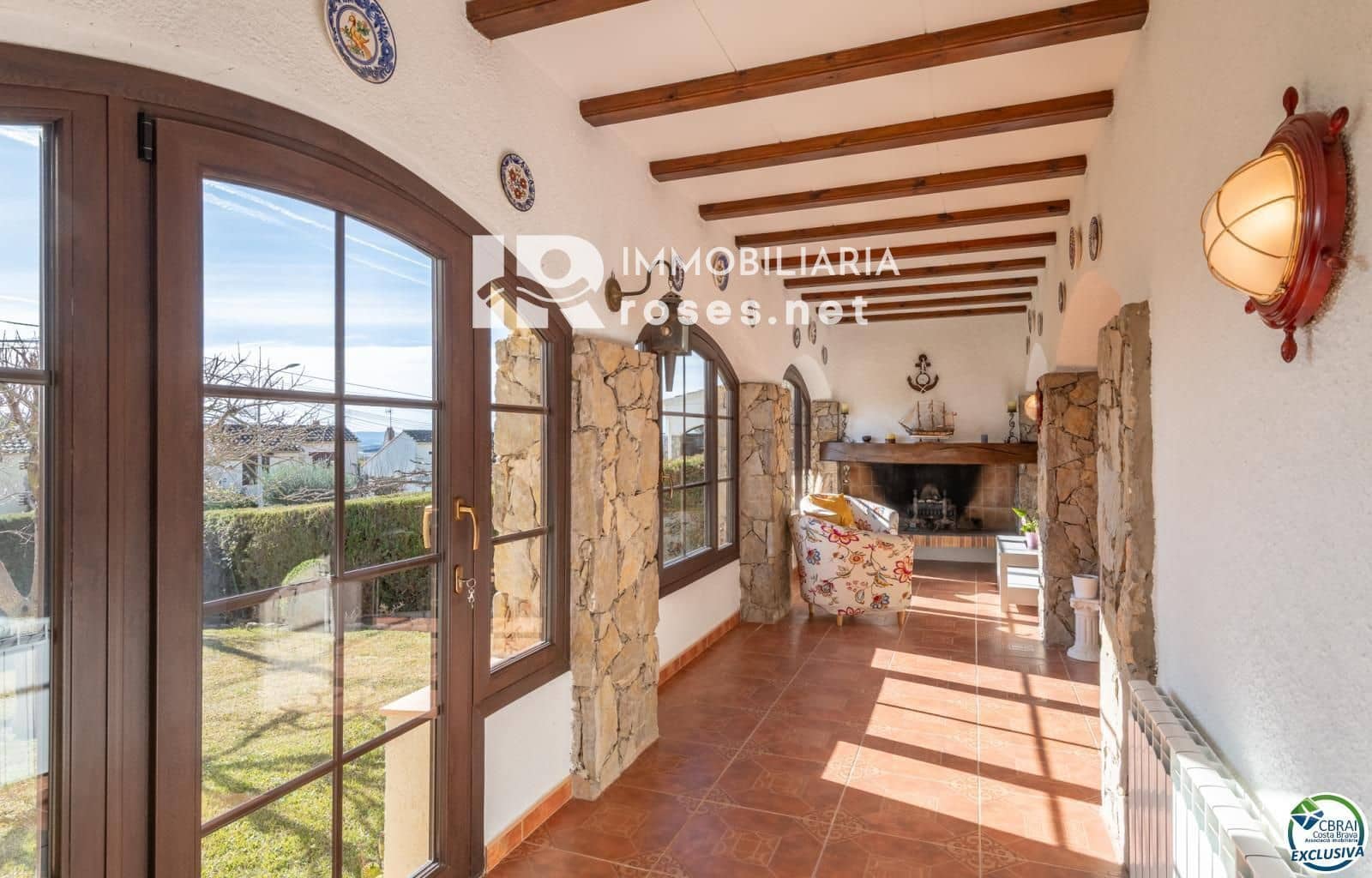 4 bedroom Villa for sale in L'Estartit with garage - € 455,000 (Ref: 9645462)