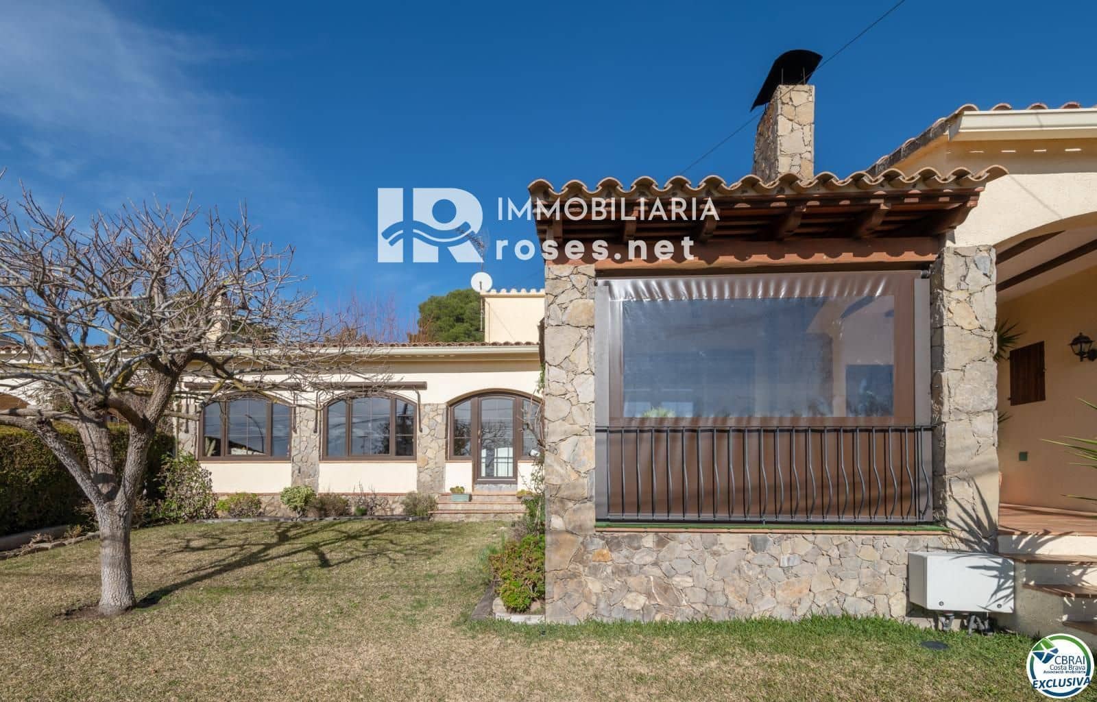 4 bedroom Villa for sale in L'Estartit with garage - € 455,000 (Ref: 9645462)
