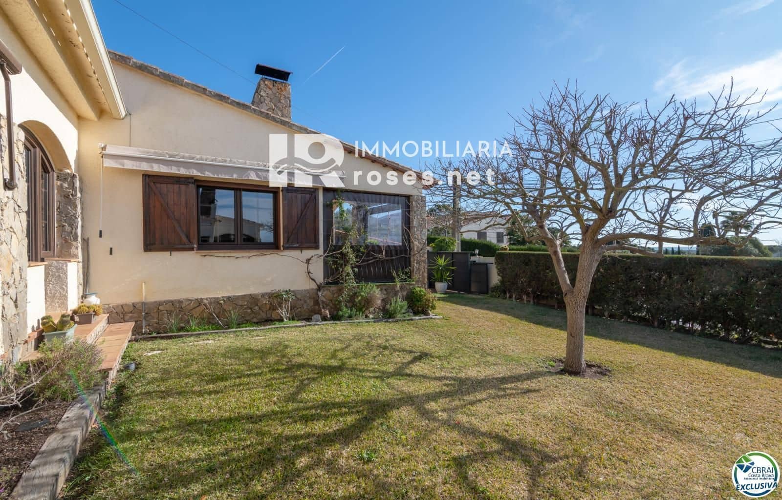 4 bedroom Villa for sale in L'Estartit with garage - € 455,000 (Ref: 9645462)