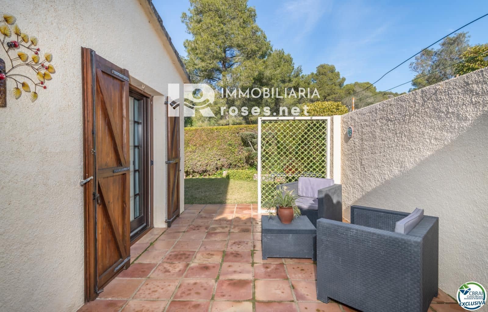 4 bedroom Villa for sale in L'Estartit with garage - € 455,000 (Ref: 9645462)