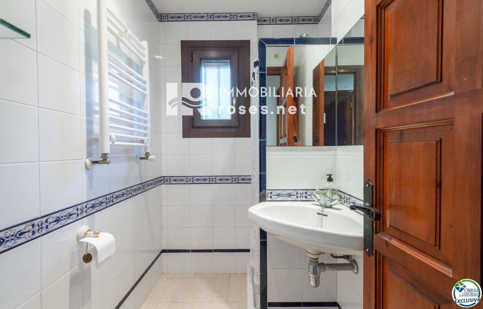 4 bedroom Villa for sale in L'Estartit with garage - € 455,000 (Ref: 9645462)