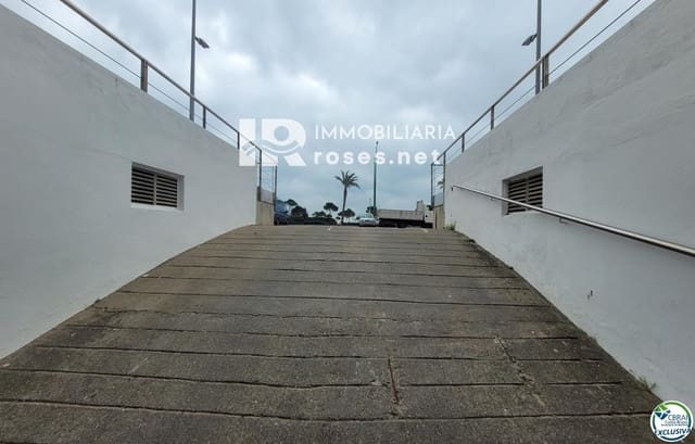 Garage zu verkaufen in Empuriabrava, Castelló d'Empúries - 19.500 € (Ref: 9649865)