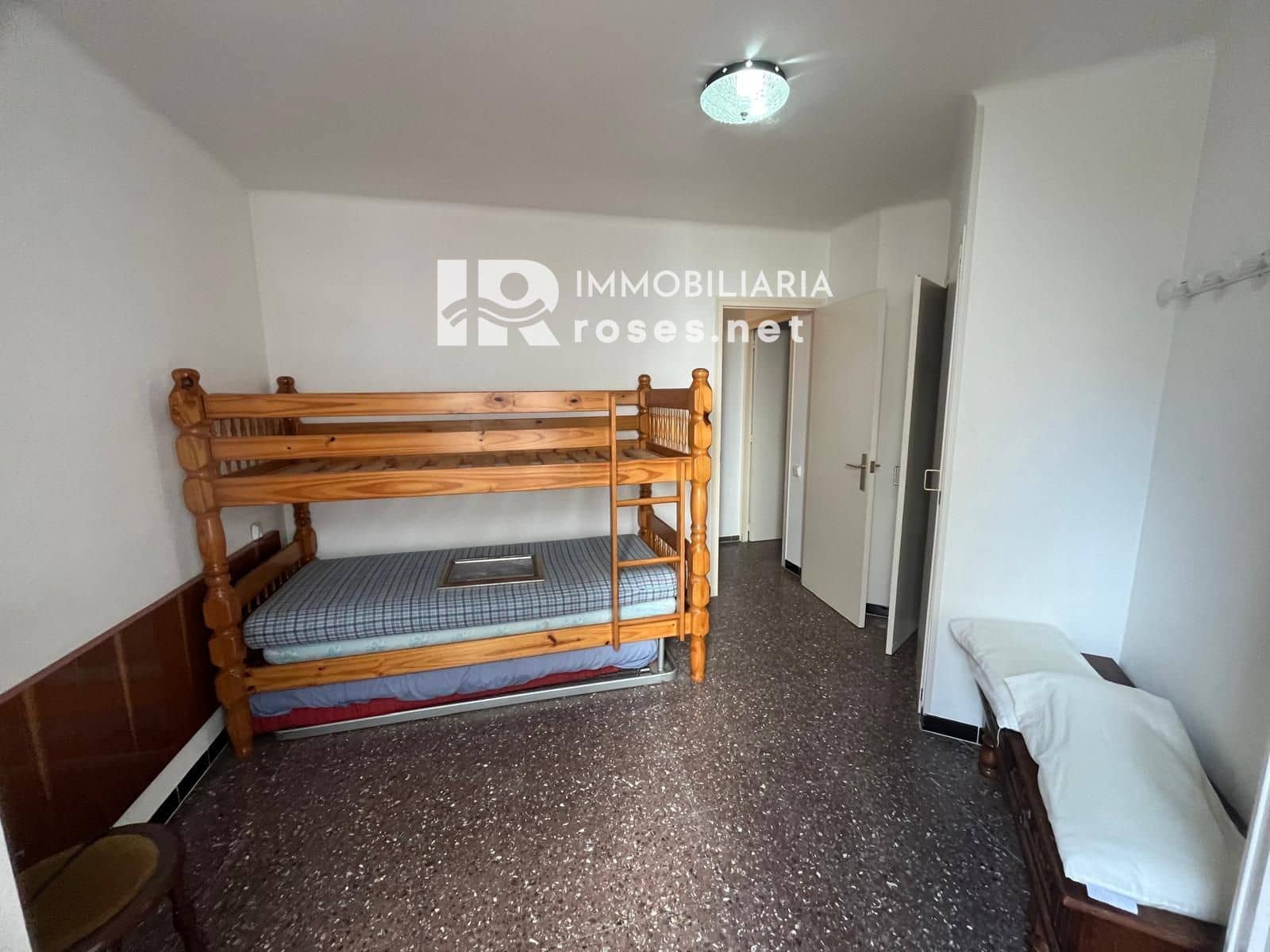 2 bedroom Flat for sale in Cadaques - € 500,000 (Ref: 9649870)