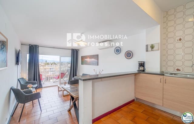 3 slaapkamer Flat te koop in Empuriabrava, Castelló d'Empúries met zwembad - € 205.000 (Ref: 9654214)