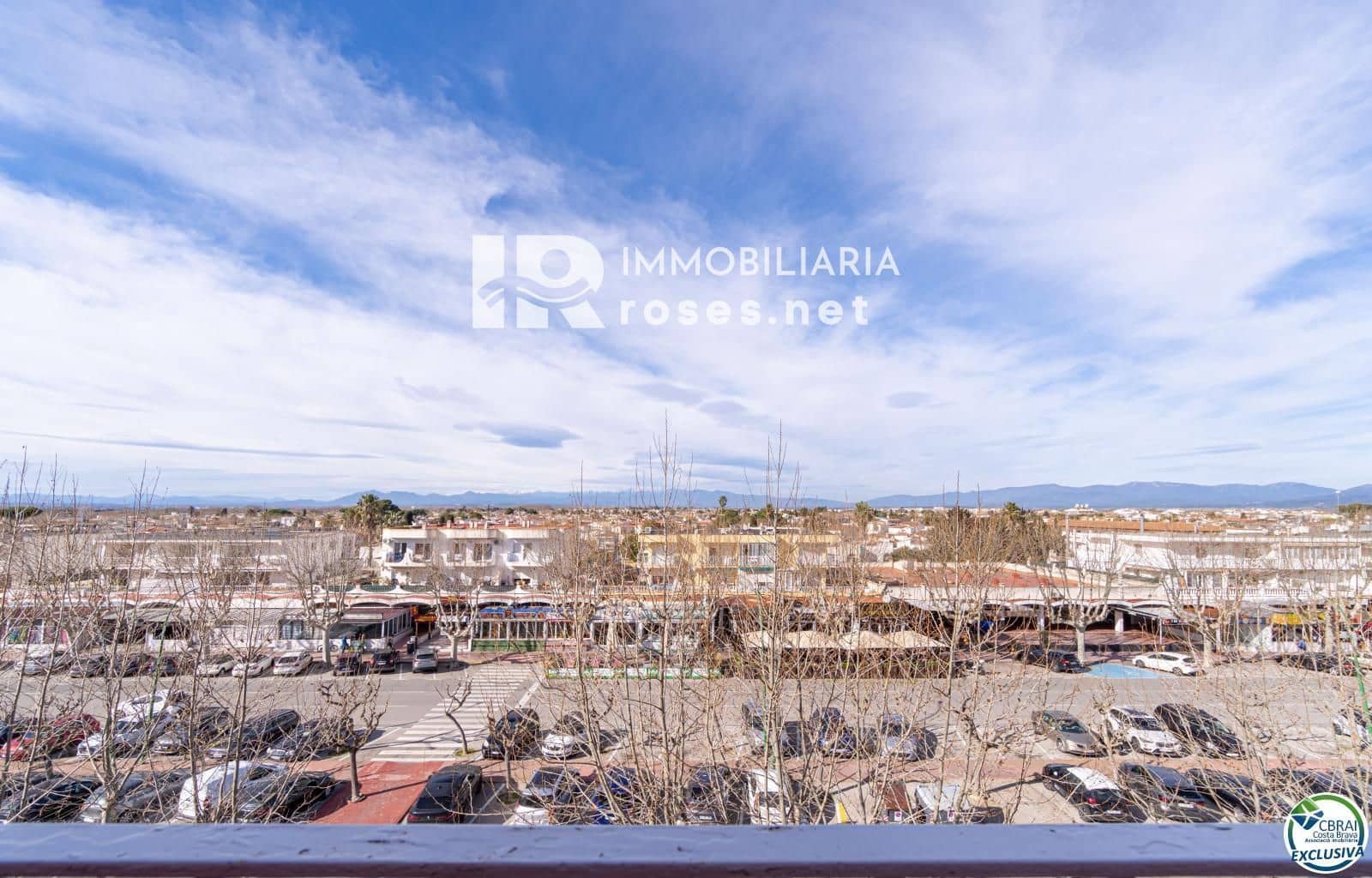 3 makuuhuone Asunto myytävänä paikassa Empuriabrava mukana uima-altaan - 205 000 € (Ref: 9654214)