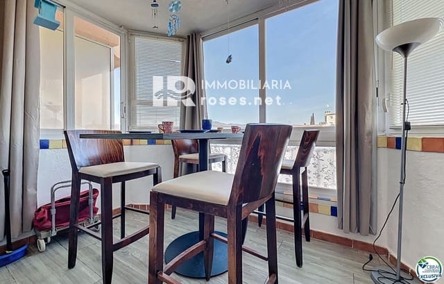 1 bedroom Flat for sale in Santa Margarida, Roses with garage - € 118,000 (Ref: 9667083)