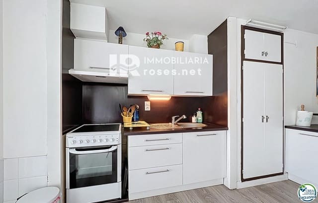 2 bedroom Flat for sale in Santa Margarida, Roses - € 227,000 (Ref: 9667084)