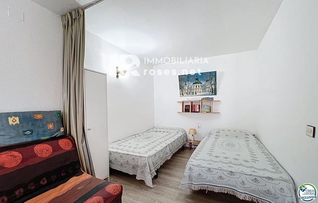 2 bedroom Flat for sale in Santa Margarida, Roses - € 227,000 (Ref: 9667084)