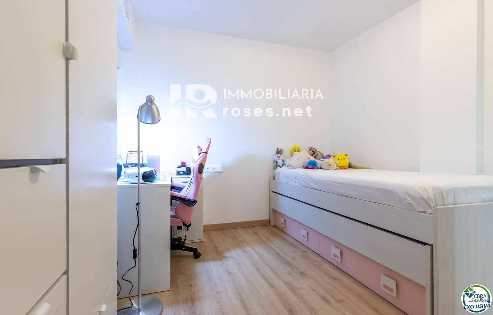 3 slaapkamer Flat te koop in Roses - € 295.000 (Ref: 9671112)