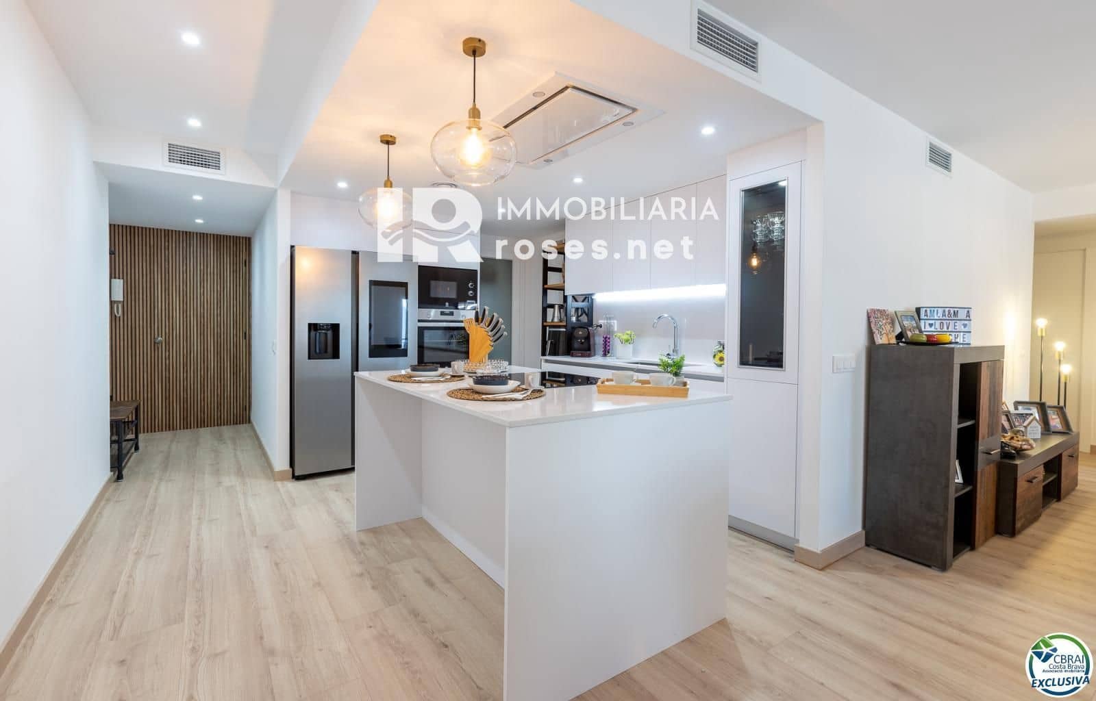 3 slaapkamer Flat te koop in Roses - € 295.000 (Ref: 9671112)