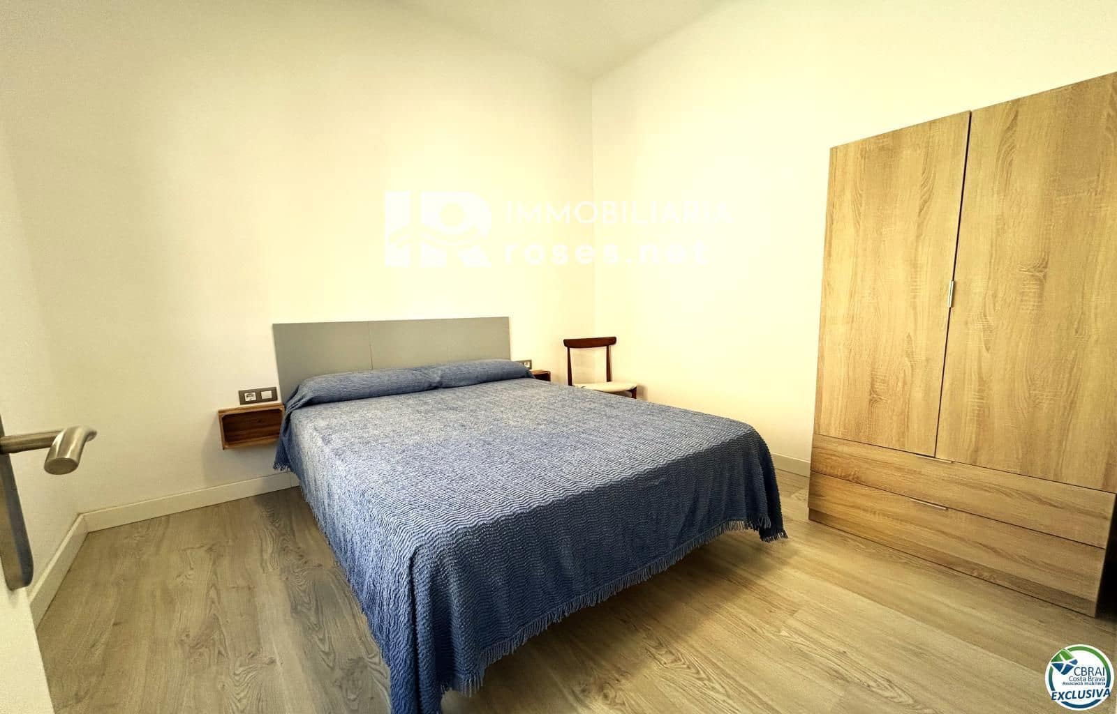 8 bedroom Villa for sale in Llanca with garage - € 359,000 (Ref: 9671114)