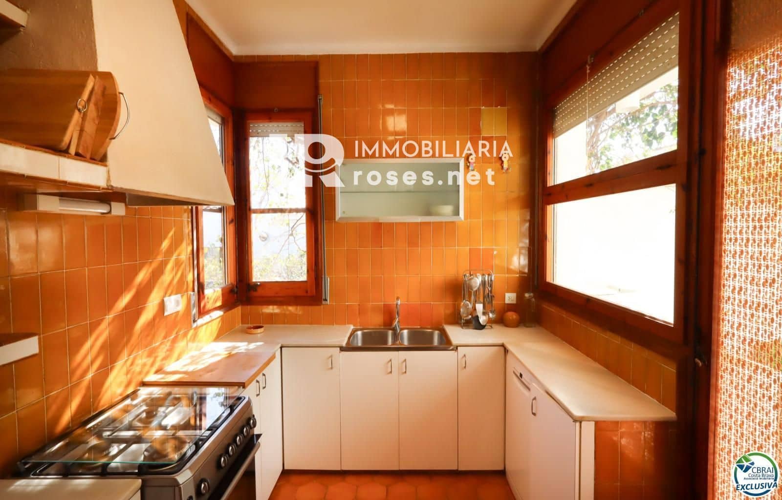 3 bedroom Villa for sale in El Port de la Selva - € 840,000 (Ref: 9691459)