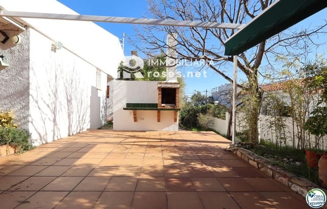 3 bedroom Villa for sale in El Port de la Selva - € 840,000 (Ref: 9691459)
