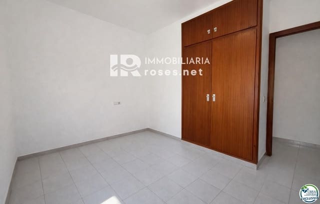 Casa de 4 habitaciones en Torroella de Montgrí en venta con garaje - 256.000 € (Ref: 9691460)